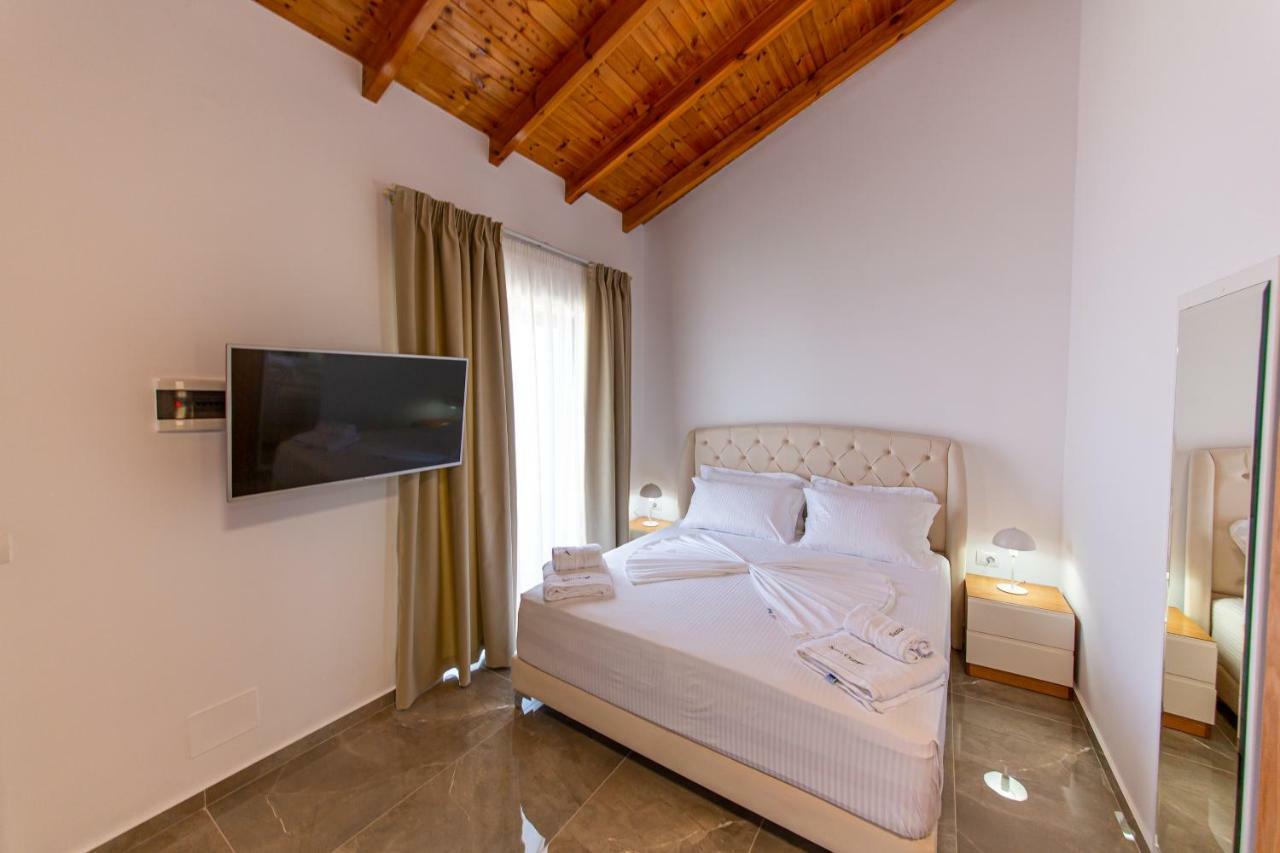 Santa Oliva Suites Ksamil Eksteriør bilde