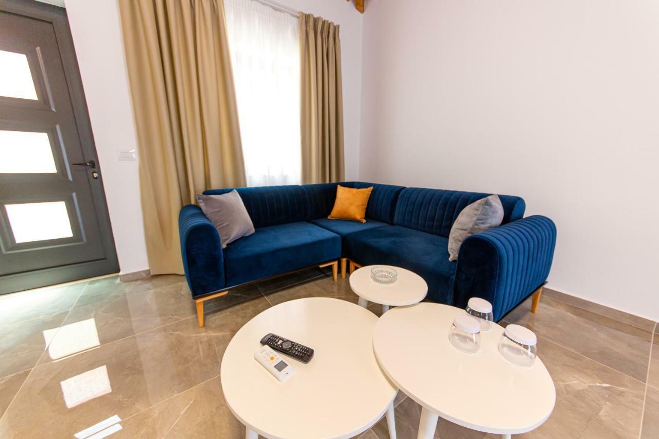 Santa Oliva Suites Ksamil Eksteriør bilde