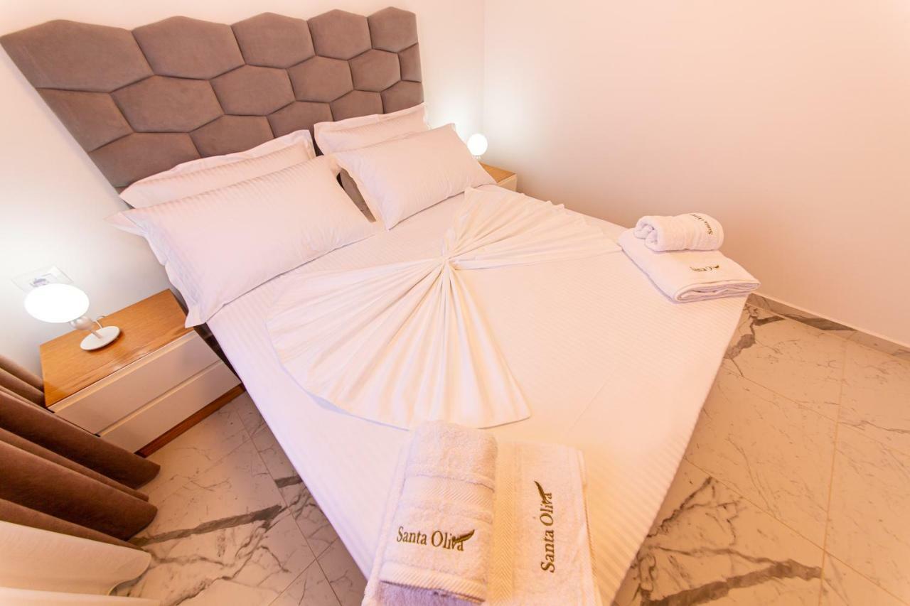 Santa Oliva Suites Ksamil Eksteriør bilde