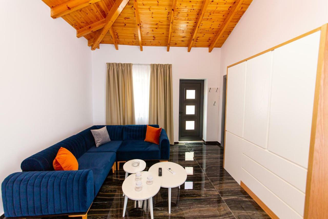 Santa Oliva Suites Ksamil Eksteriør bilde