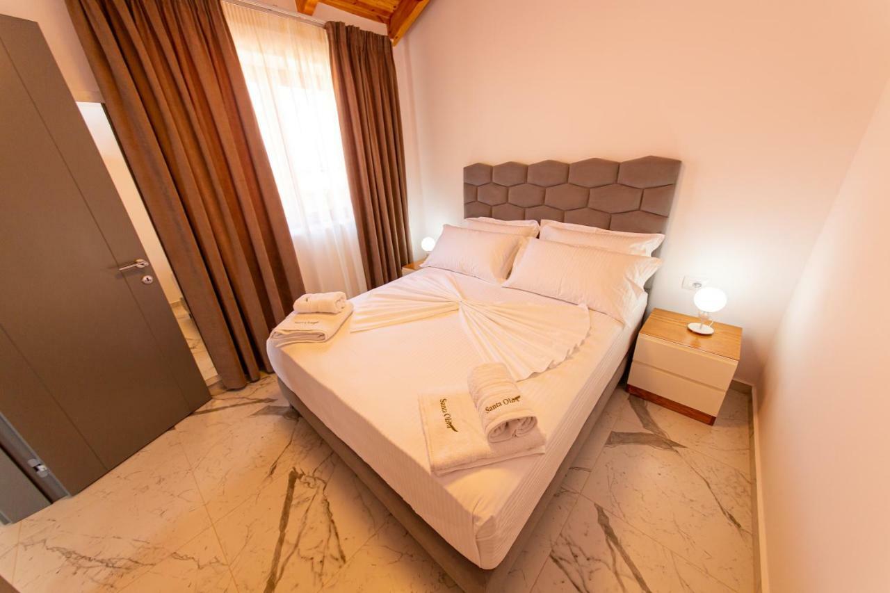 Santa Oliva Suites Ksamil Eksteriør bilde